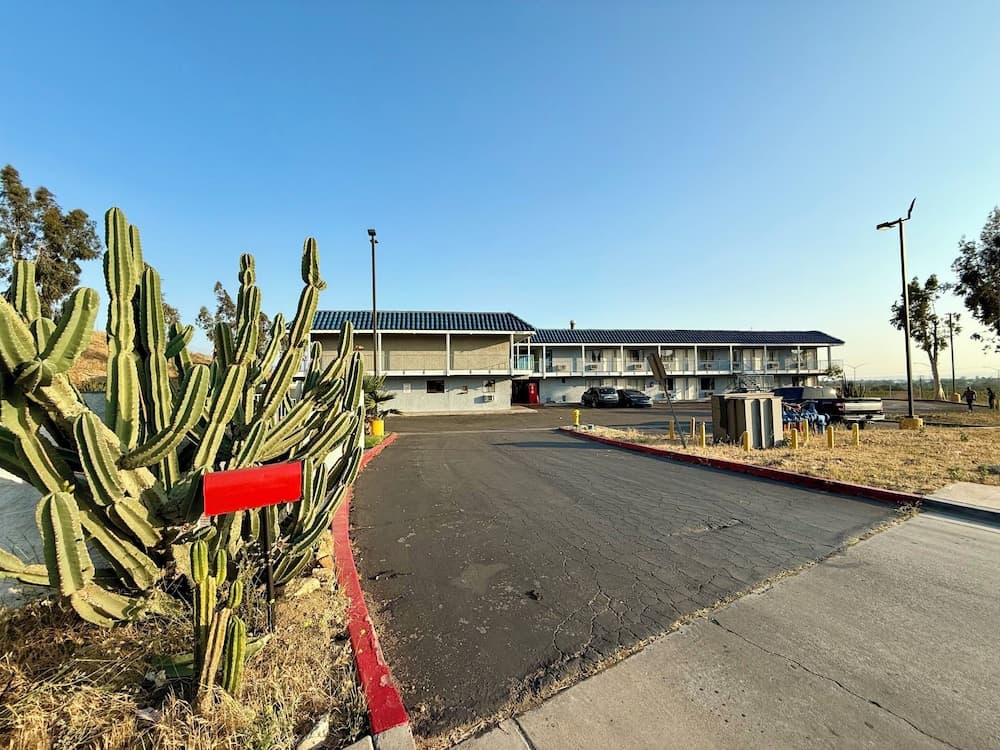 Circle Inn Hotel Jurupa Valley Riverside gallery photo in Jurupa Valley, CA — image 5