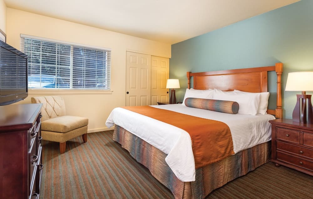WorldMark Running Y Resort property views in Klamath Falls, OR — gallery photo 3