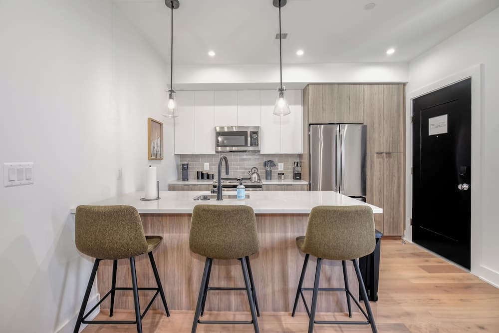 Capitol Hill Suites - Unit 9 interior in Washington, DC — gallery photo 2