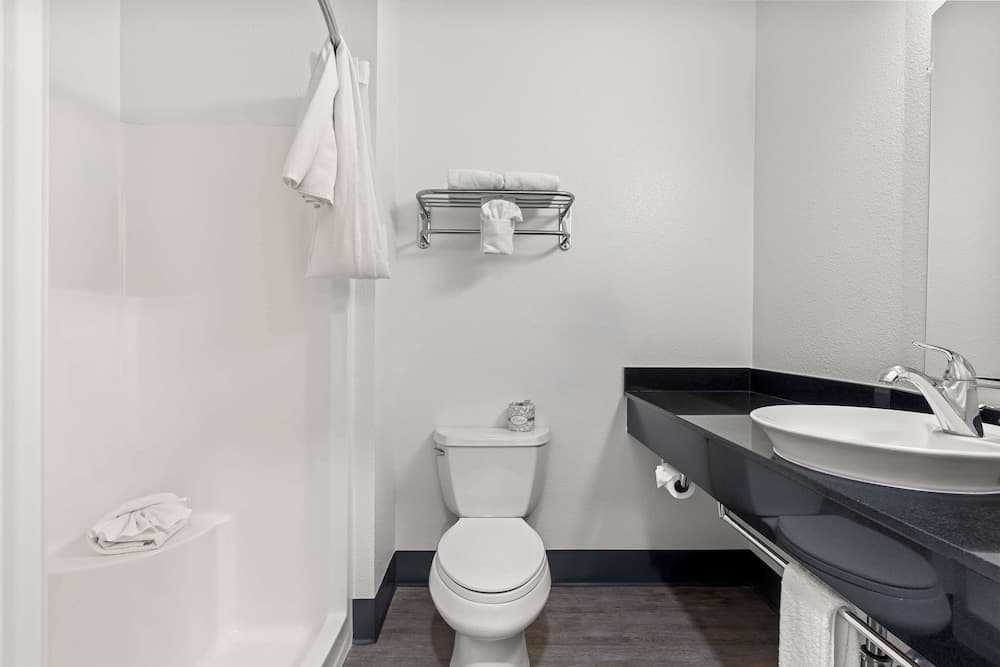 SureStay by Best Western Livingston Merced County gallery photo in Livingston, CA — image 25
