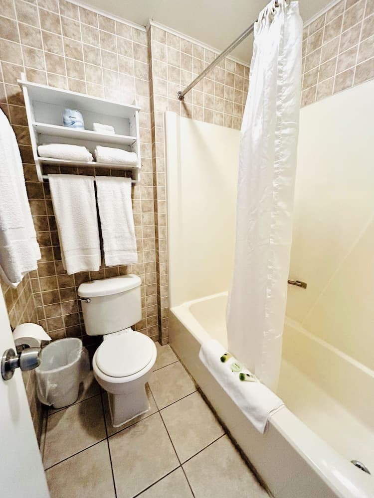 Silver Sands Hotel & Resort gallery photo in Mears, MI — image 27
