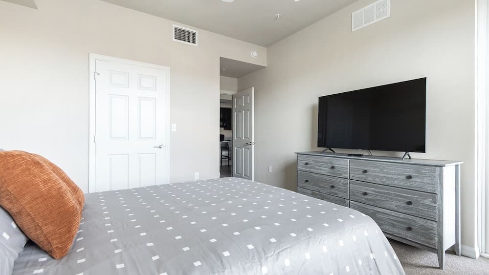 Landing Fort Myers near Heritage Palms interior in Fort Myers, FL — gallery photo 2