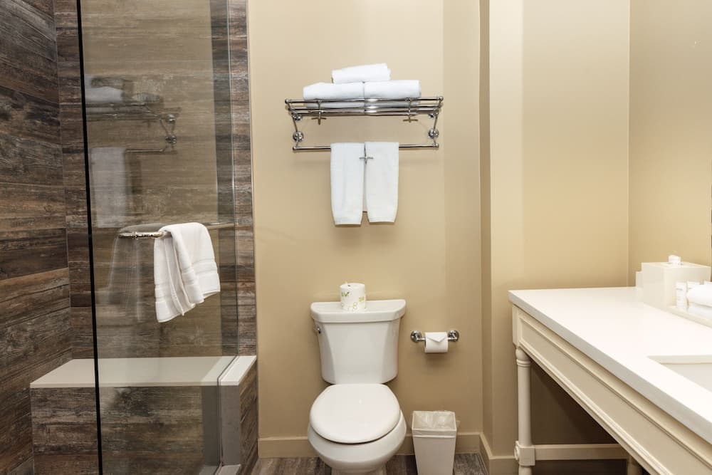 Lakehouse Resort gallery photo in San Marcos, CA — image 60