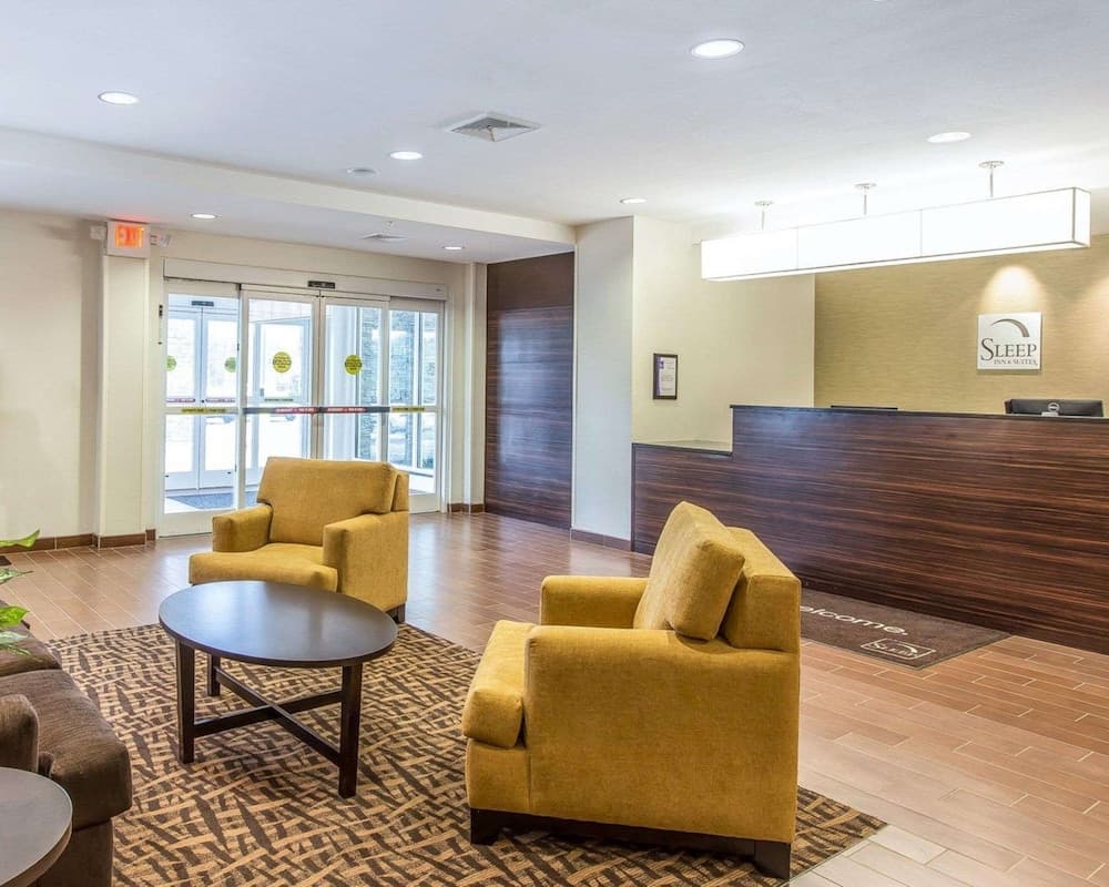 Sleep Inn & Suites Jasper I-22 interior in Jasper, AL — gallery photo 2