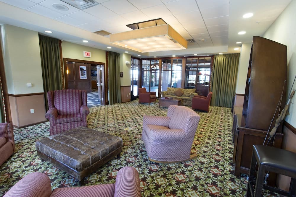 Mountain Creek interior in Vernon, NJ — gallery photo 2