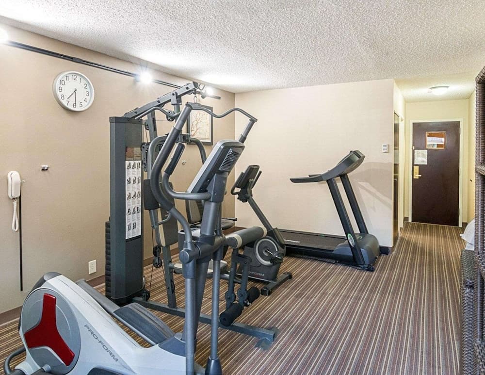 Clarion Hotel San Angelo near Convention Center gallery photo in San Angelo, TX — image 54
