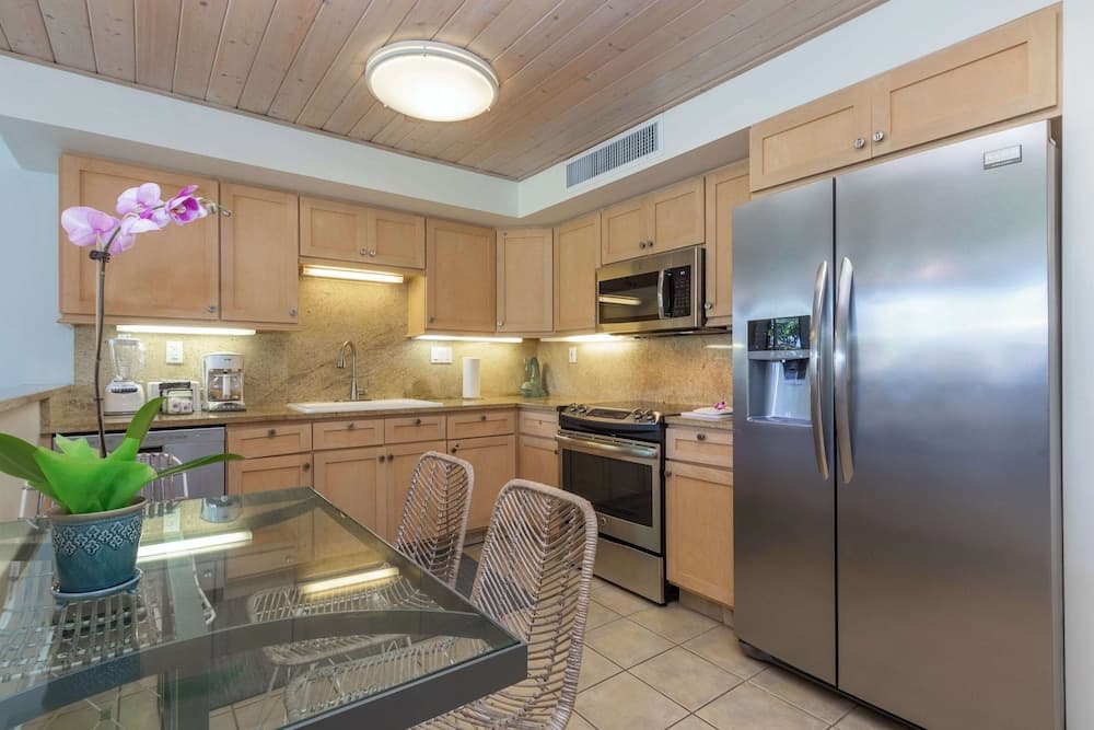 Aston Maui Kaanapali Villas property views in Lahaina, HI — gallery photo 3