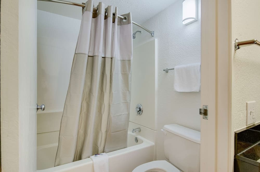 Motel 6 Tacoma, WA - South gallery photo in Tacoma, WA — image 13