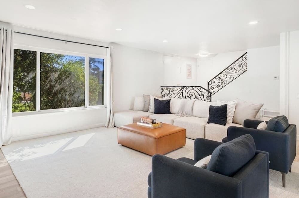 Sin City Best Home By STRIP interior in Las Vegas, NV — gallery photo 2