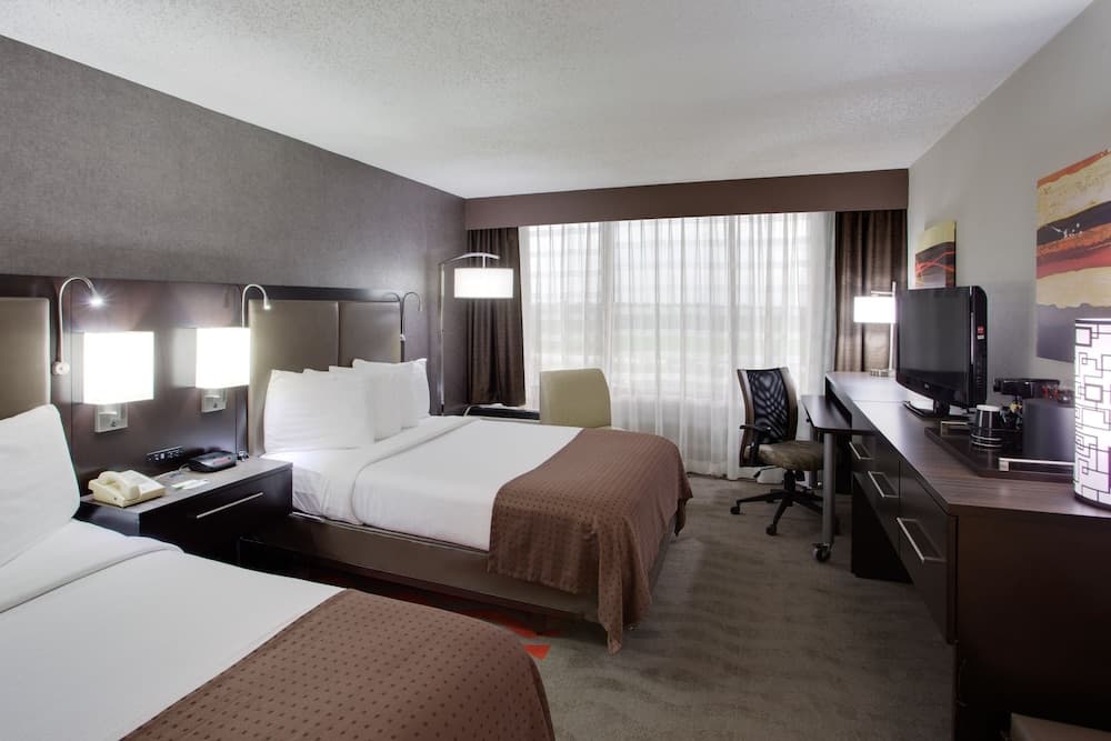 Holiday Inn Harrisburg - Hershey Area, I-81 by IHG gallery photo in Grantville, PA — image 6