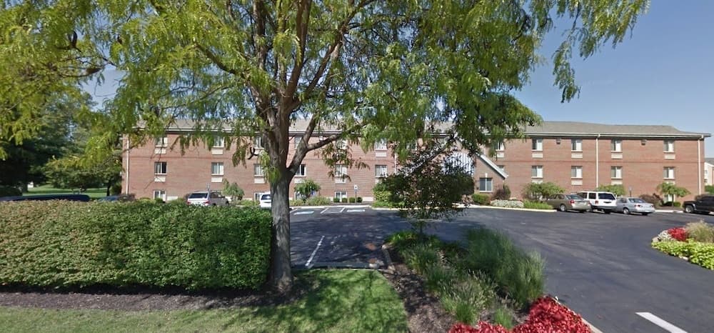 Welcome Suites Hazelwood featured exterior or lobby in Hazelwood, MO — similar hotel