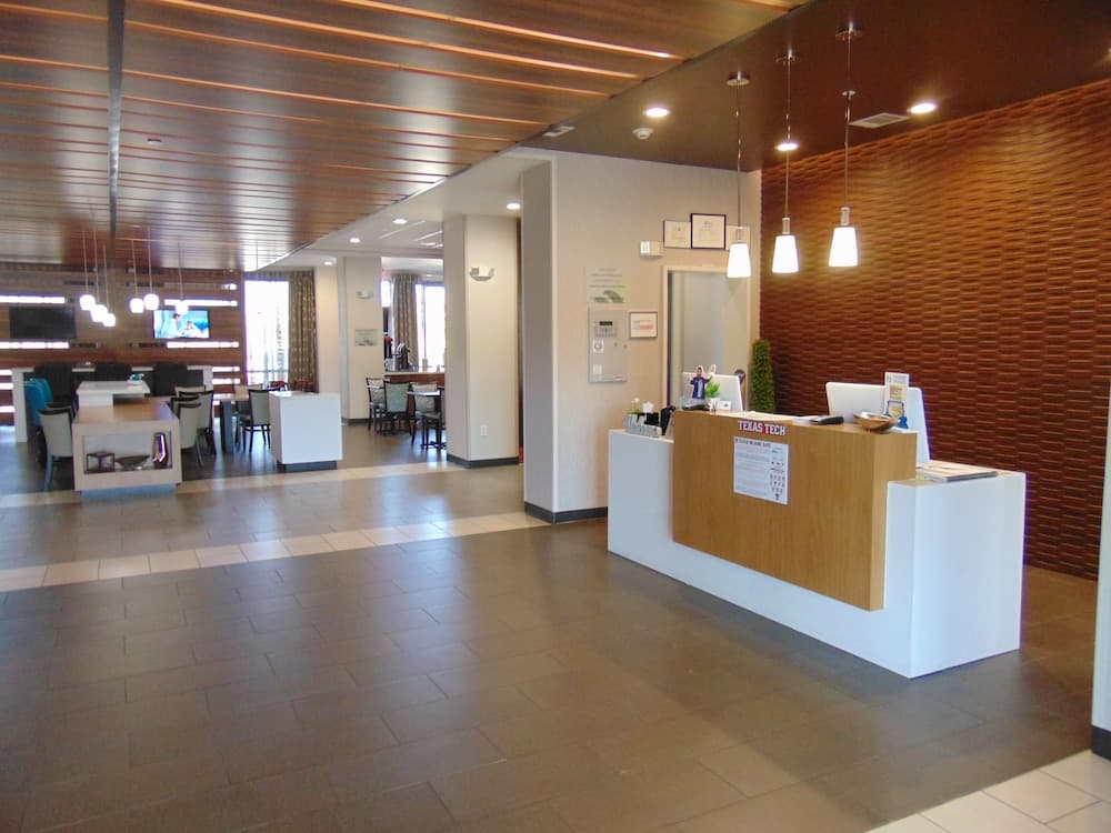 Wingate by Wyndham Lubbock near Texas Tech Univ. Medical Ctr interior in Lubbock, TX — gallery photo 2