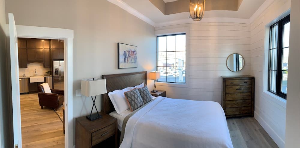 The Historic Central Hotel, a New Hotel Collection Property interior in Sevierville, TN — gallery photo 2