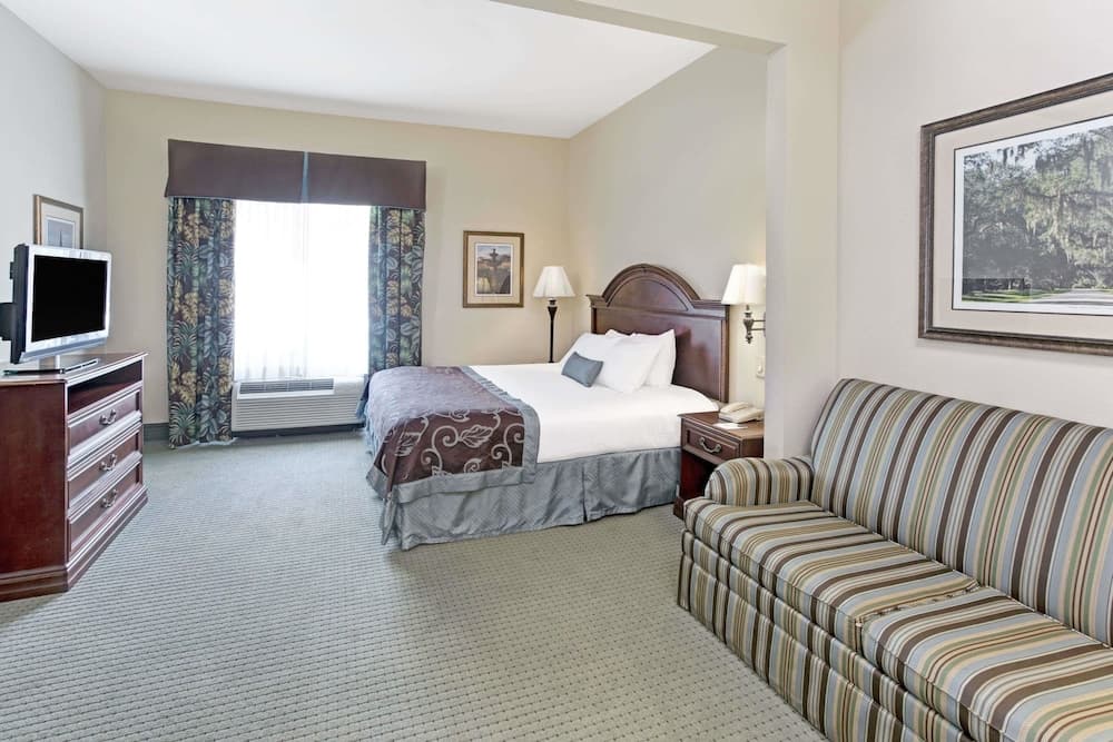 Wingate By Wyndham Charleston gallery photo in North Charleston, SC — image 12