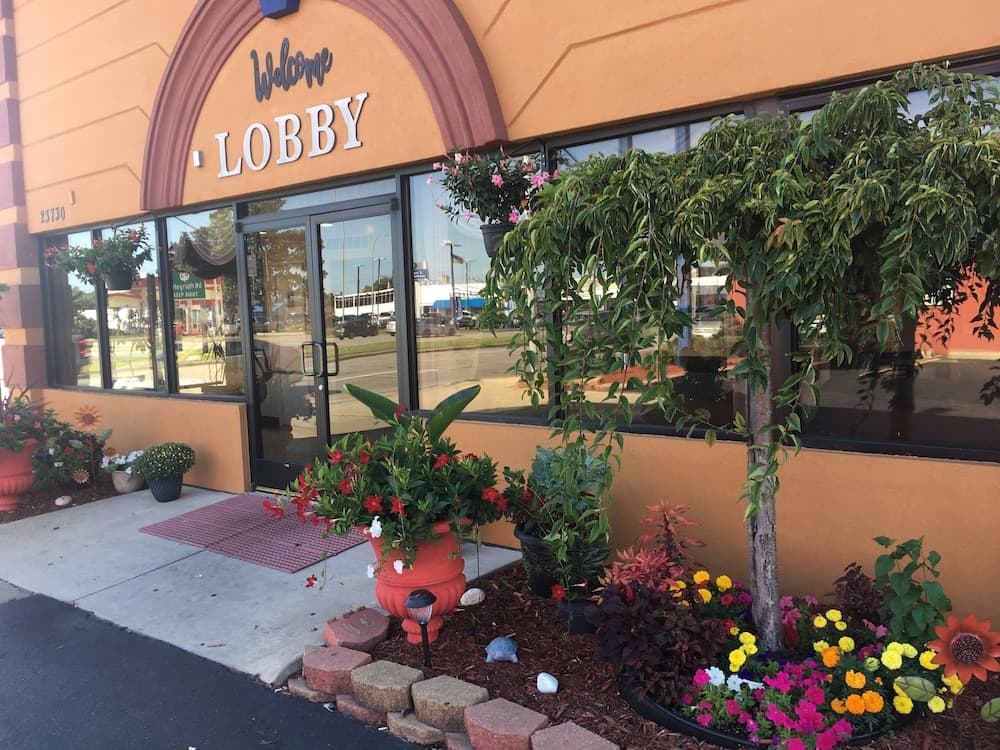 A Victory Inn - West Dearborn gallery photo in Dearborn, MI — image 7