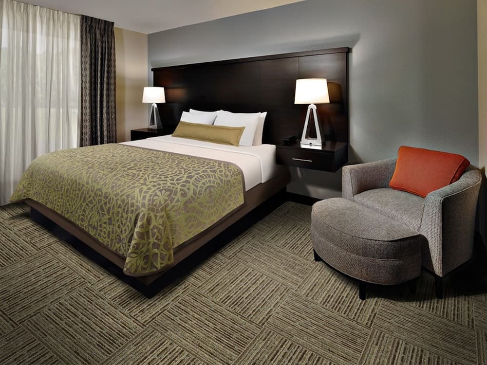 Staybridge Suites Dearborn MI by IHG gallery photo in Dearborn, MI — image 7