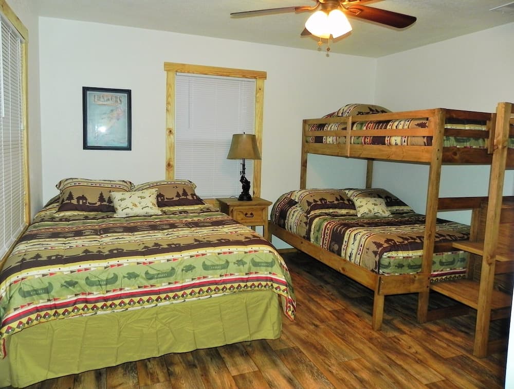 Pope's Landing Marina gallery photo in Alba, TX — image 141