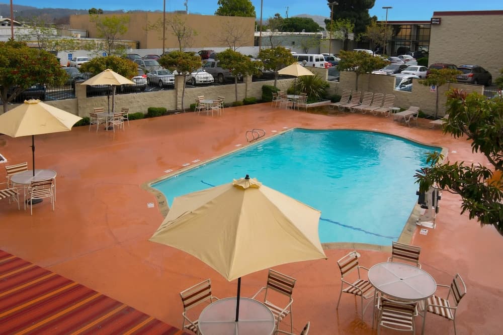Oakland Airport Executive Hotel gallery photo in Oakland, CA — image 62