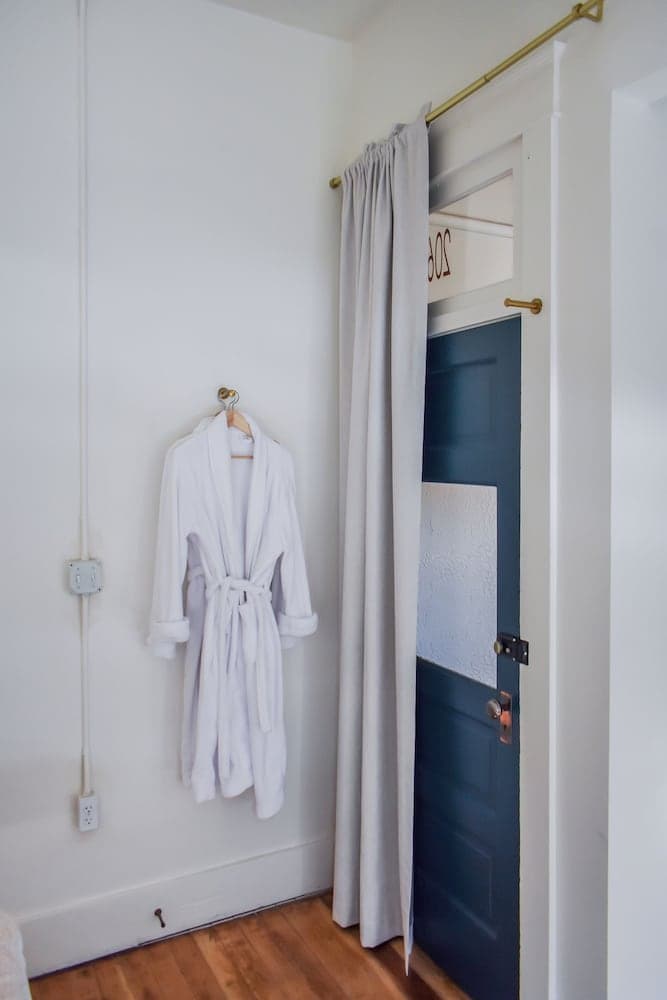 Warner Hotel property views in Bisbee, AZ — gallery photo 3