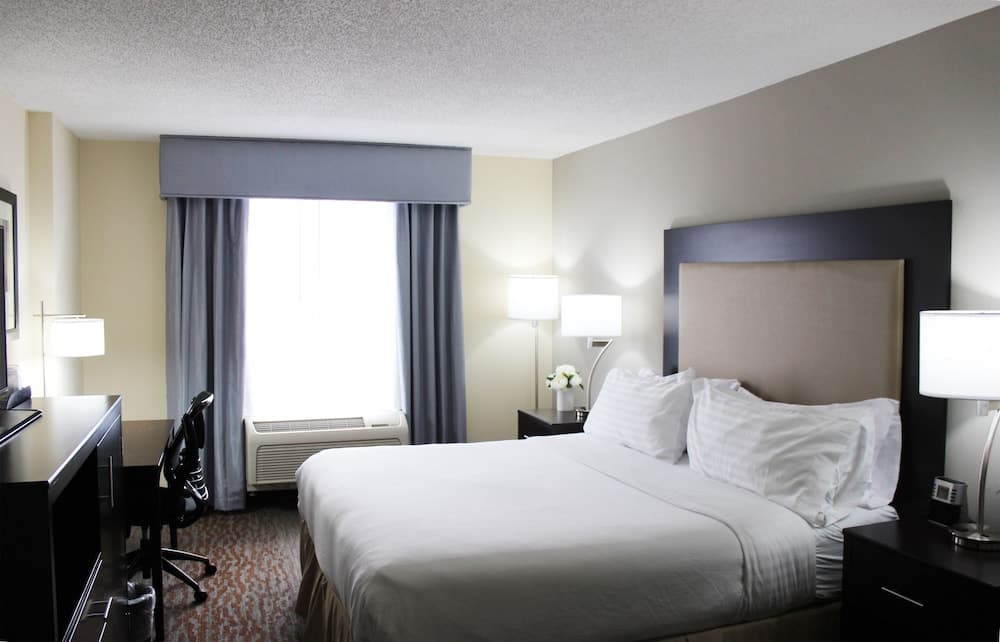 Holiday Inn Atlanta-Northlake by IHG property views in Atlanta, GA — gallery photo 3