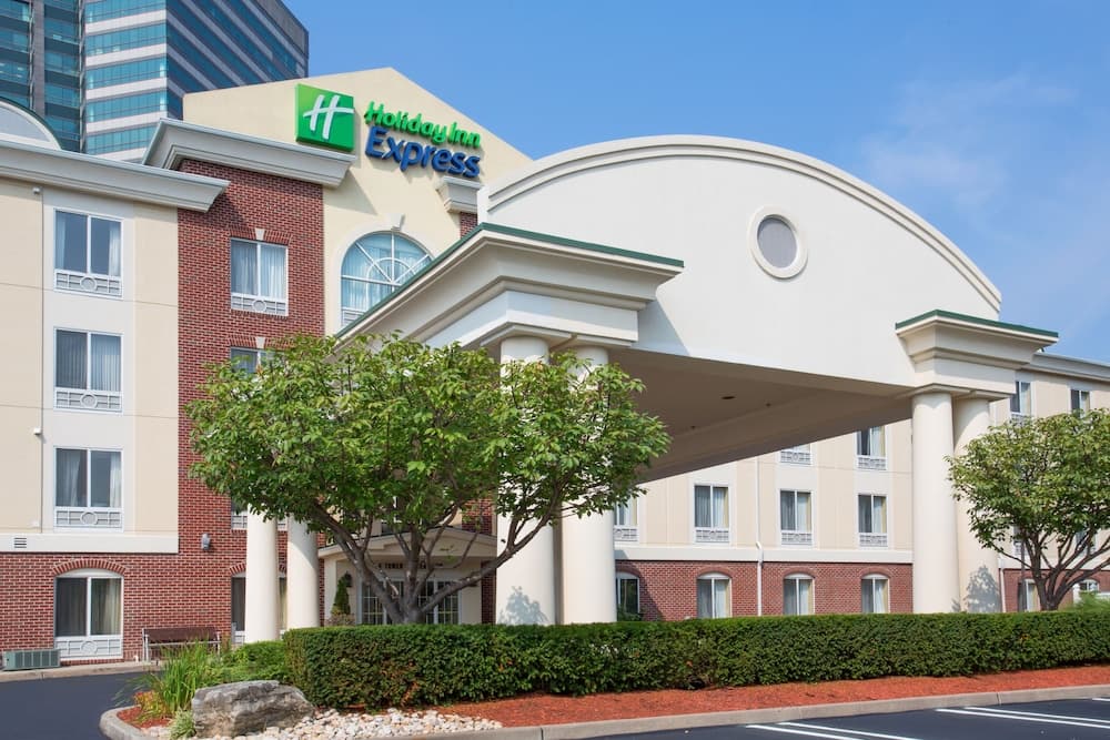 Holiday Inn Express Tower Center by IHG featured exterior or lobby in East Brunswick — similar hotel
