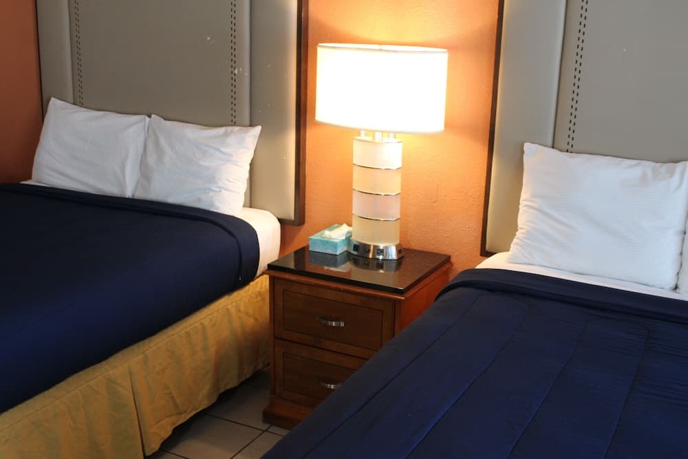 Travelodge by Wyndham Blythe property views in Blythe, CA — gallery photo 3
