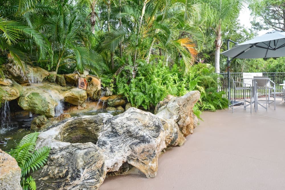Holiday Inn Express & Suites Naples North - Bonita Springs by IHG gallery photo in Bonita Springs, FL — image 47