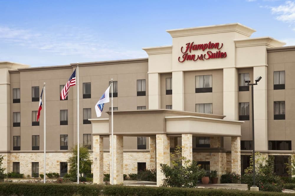 Hampton Inn & Suites Conroe - I-45 North featured exterior or lobby in Conroe, TX — similar hotel