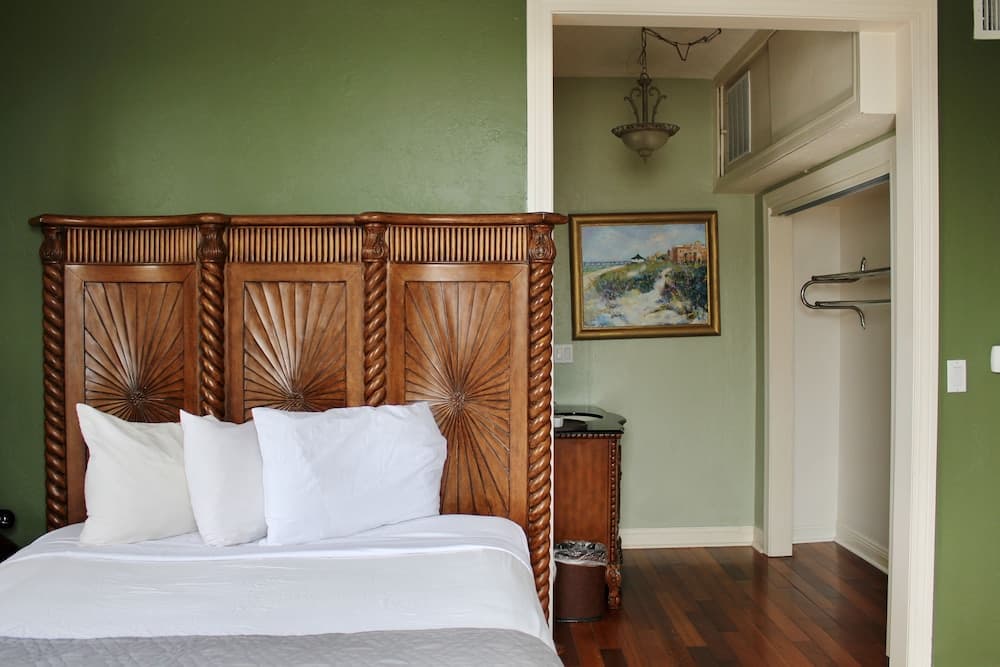 Casa Marina Hotel property views in Jacksonville Beach, FL — gallery photo 3