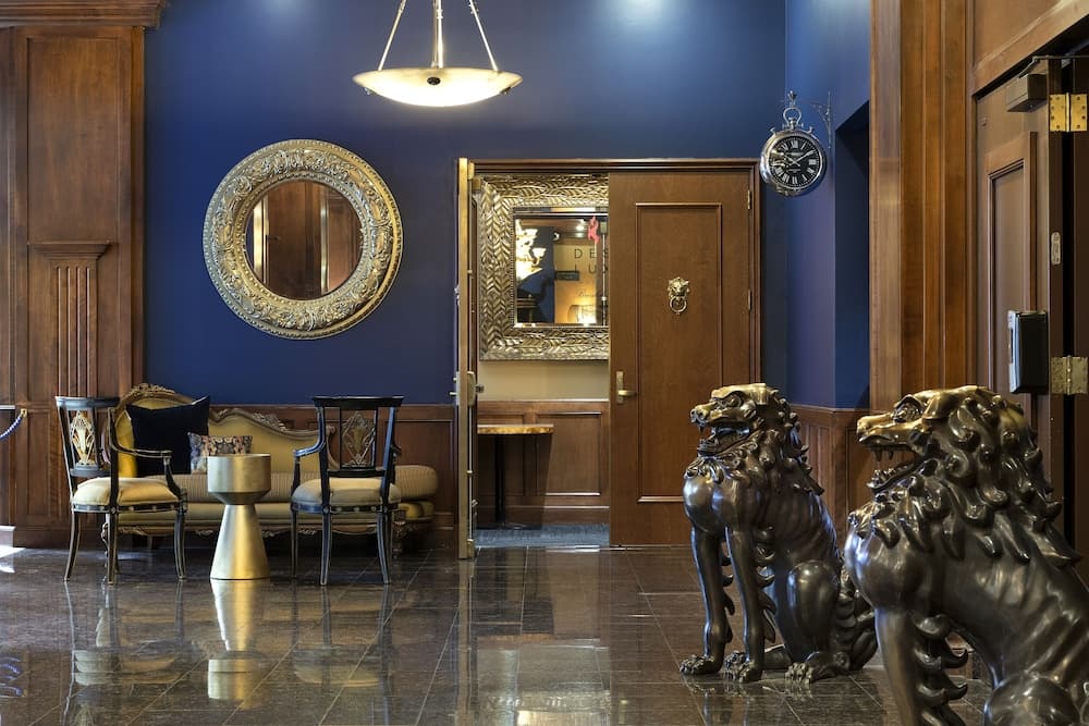 Des Lux Hotel gallery photo in Des Moines, IA — image 69