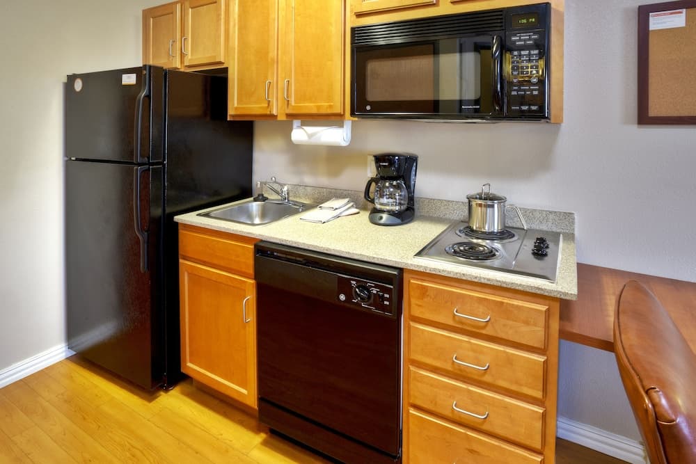 Candlewood Suites Killeen - Fort Hood Area by IHG gallery photo in Killeen, TX — image 9