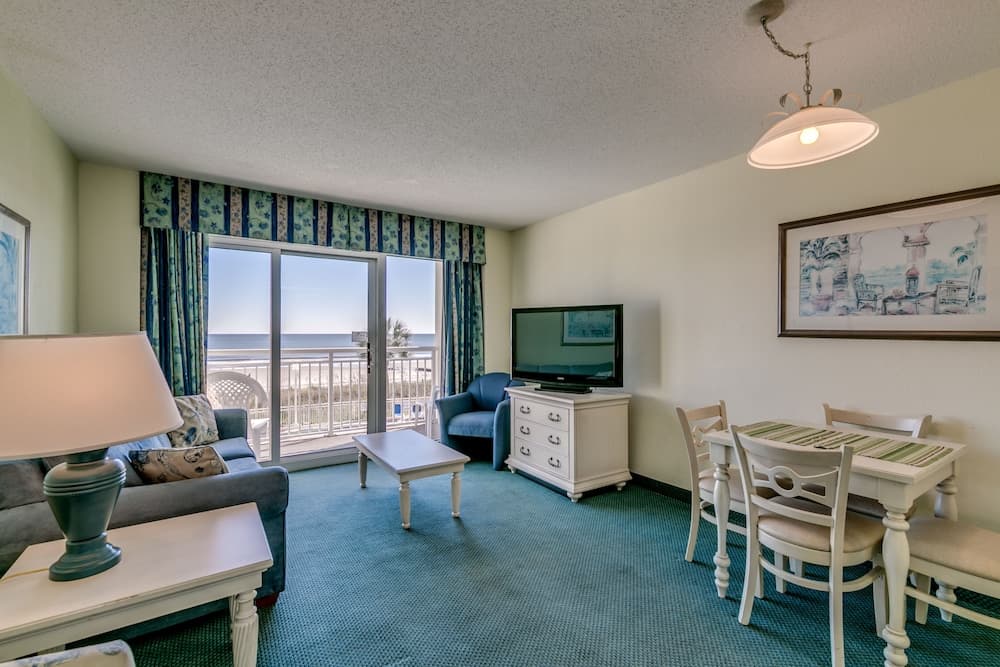 Bay Watch Resort - by Vacasa gallery photo in Myrtle Beach, SC — image 4