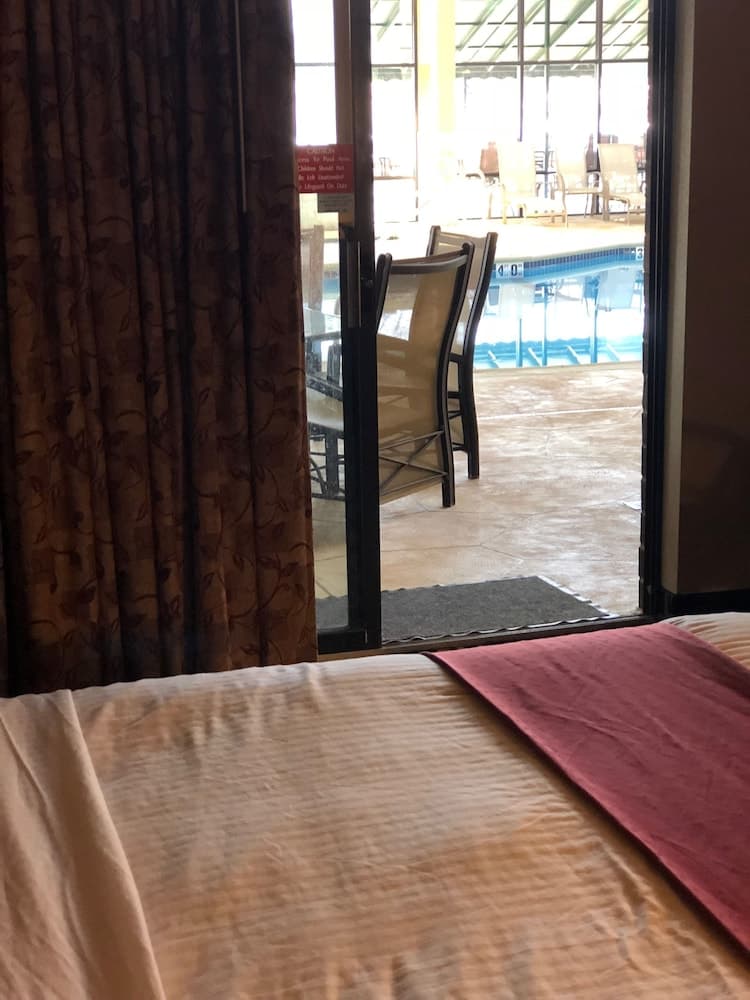 Express Suites Riverport Inn & Suites gallery photo in Winona, MN — image 38