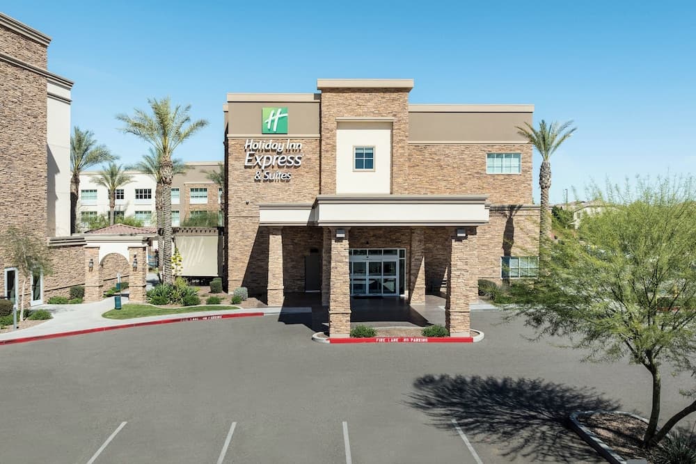 Holiday Inn Express & Suites Phoenix East - Gilbert by IHG gallery photo in Gilbert, AZ — image 23