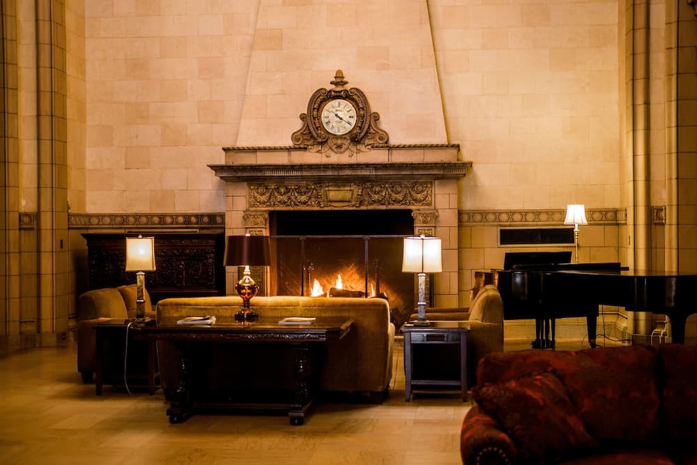 Hotel 340 interior in St. Paul, MN — gallery photo 2