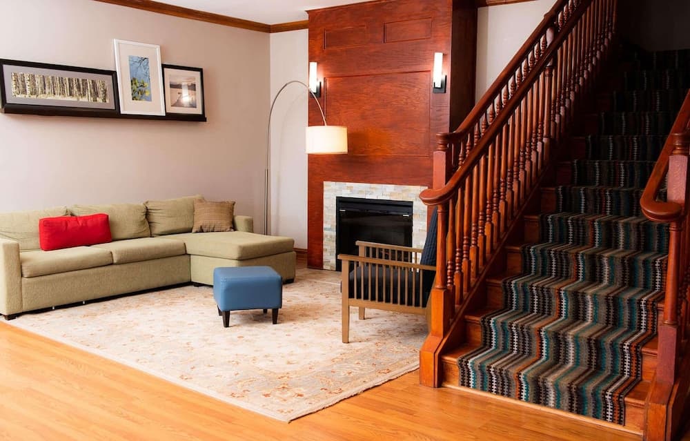 Country Inn & Suites by Radisson, Brockton (Boston), MA interior in Brockton, MA — gallery photo 2