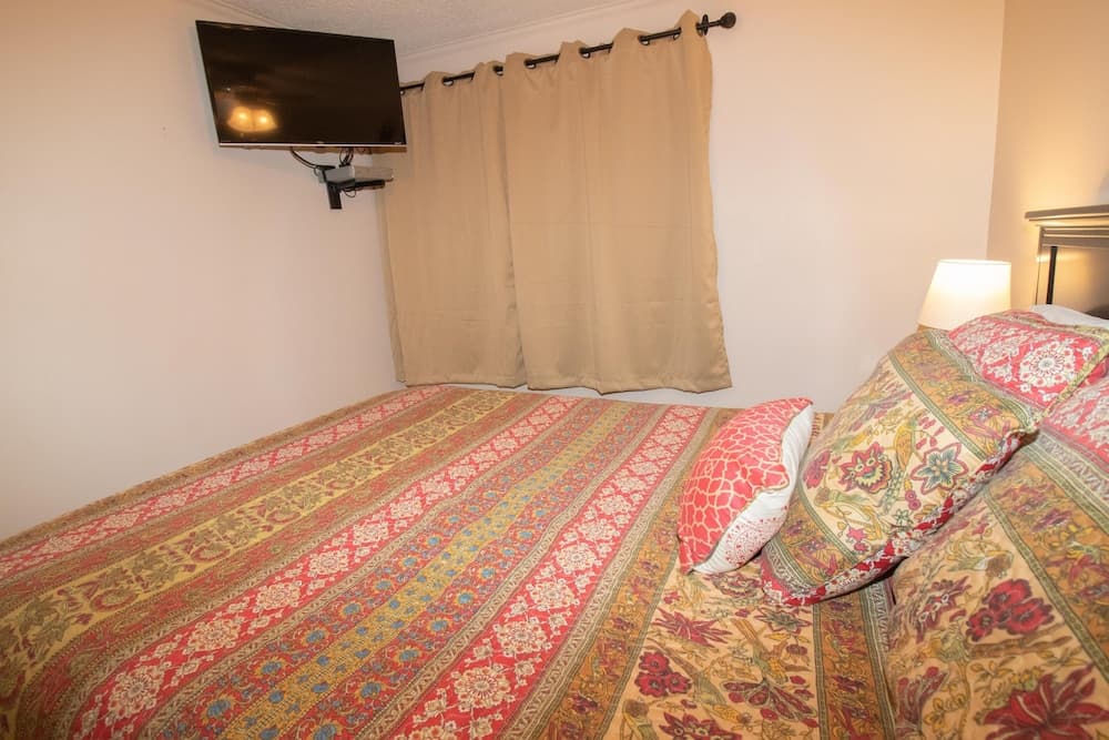 Mountaintop Condos featured exterior or lobby in Snowshoe — similar hotel