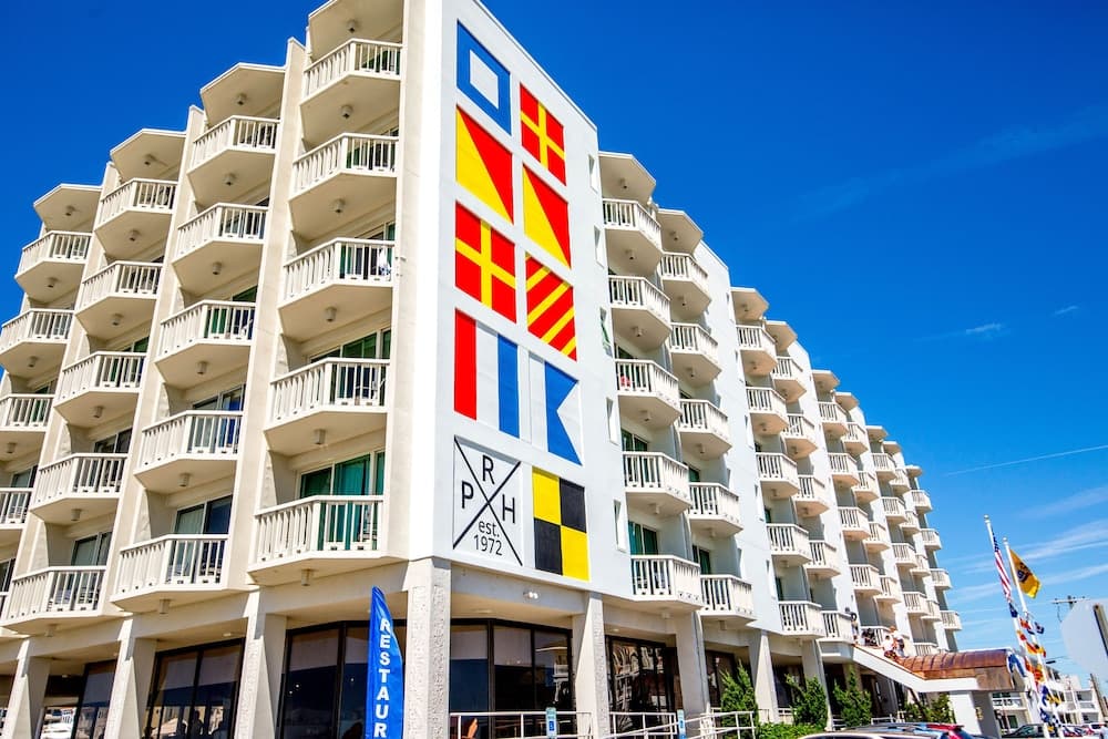 Port Royal Oceanfront Hotel featured exterior or lobby in Wildwood Crest, NJ — similar hotel