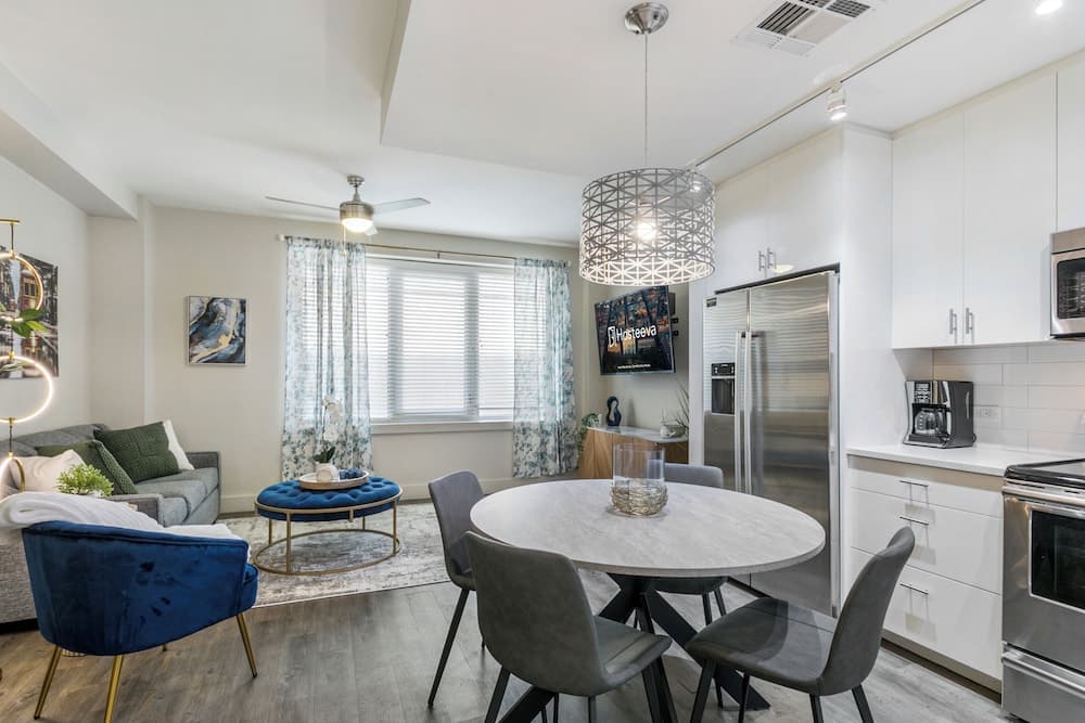 Magnificent Condo Near Bourbon Street property views in New Orleans, LA — gallery photo 3