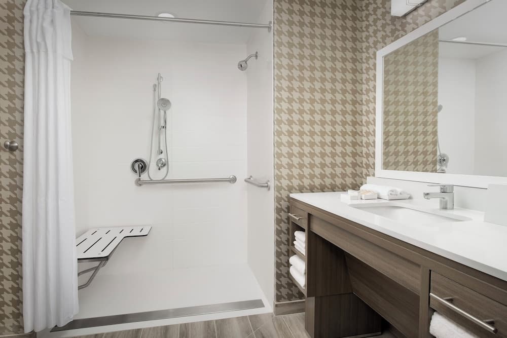 Home2 Suites By Hilton Weston Ft. Lauderdale property views in Weston, FL — gallery photo 3