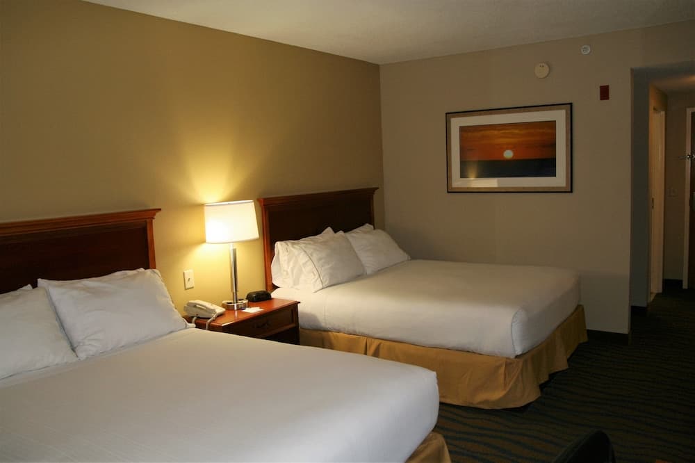 Holiday Inn Express Hotel & Suites Brooksville West by IHG gallery photo in Spring Hill, FL — image 26