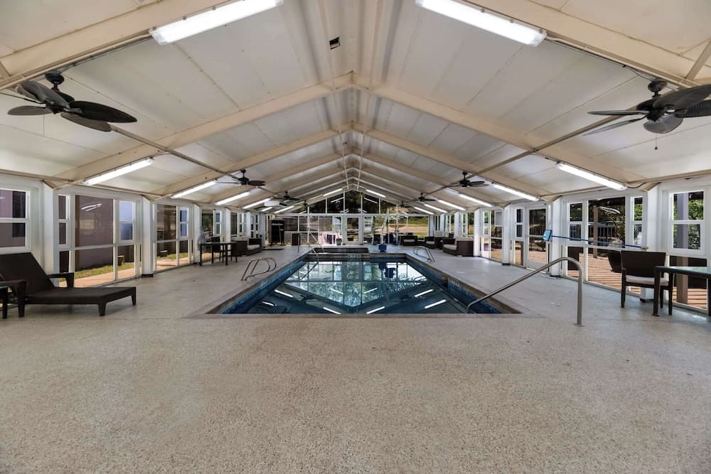 Clarion Hotel San Angelo near Convention Center gallery photo in San Angelo, TX — image 43