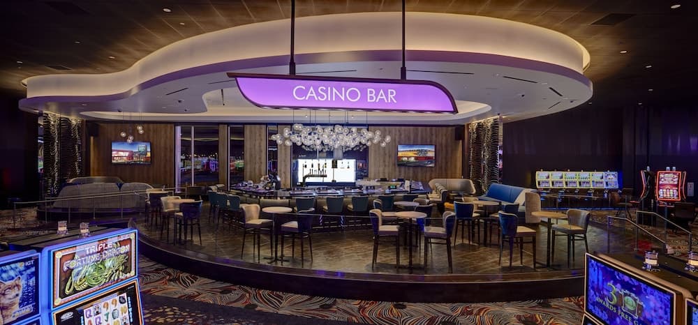 Emerald Queen Hotel and Casino - Tacoma gallery photo in Tacoma, WA — image 28