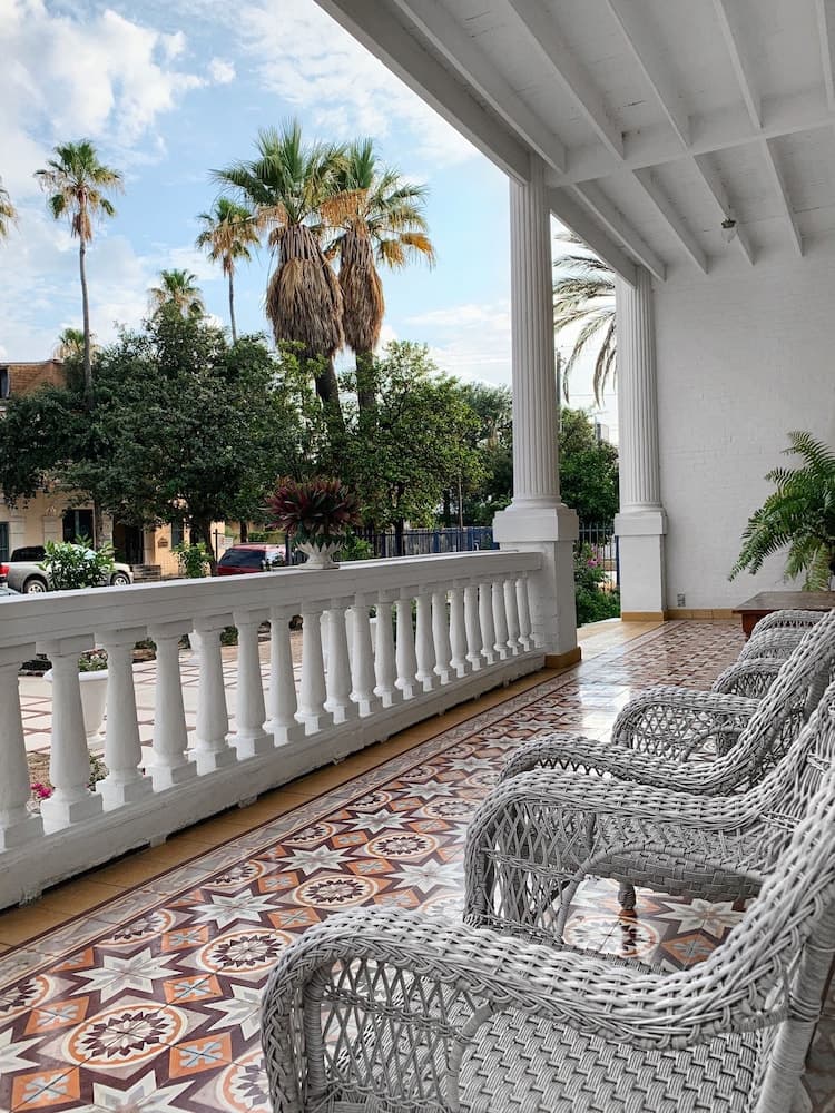 Laredo Mansion property views in Laredo, TX — gallery photo 3