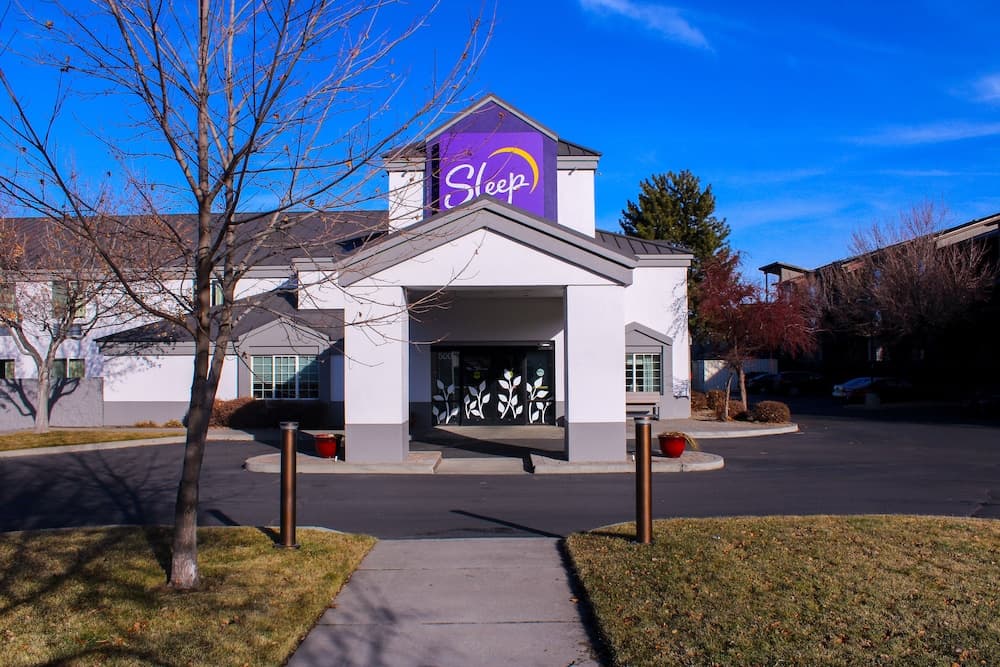 Sleep Inn Bend Crossroads Plaza — hotel in Bend, Oregon