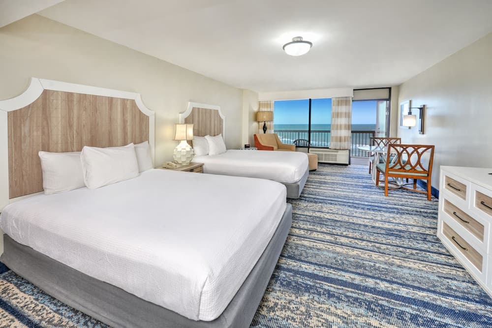 Bahama House interior in Daytona Beach Shores, FL — gallery photo 2