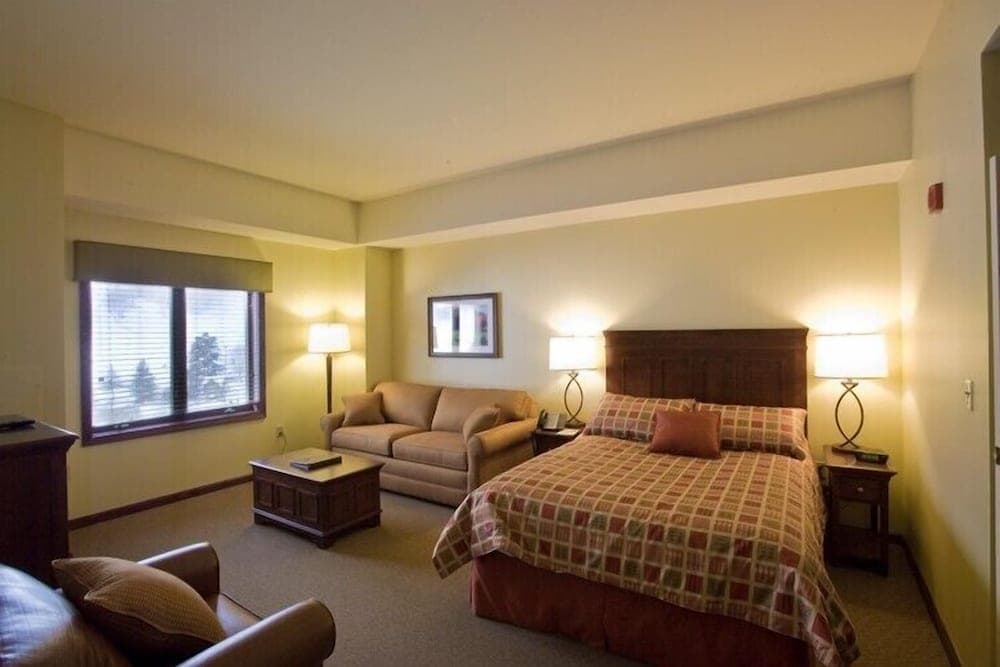 The Tamarack Club property views in Ellicottville — gallery photo 3