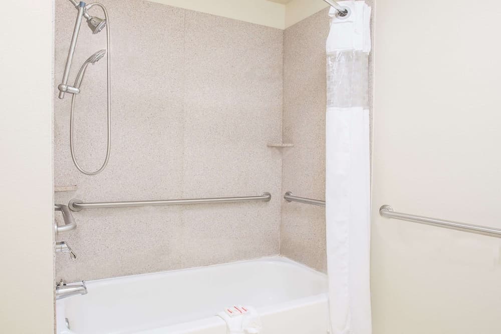 Baymont by Wyndham Greenville interior in Greenville, NC — gallery photo 2