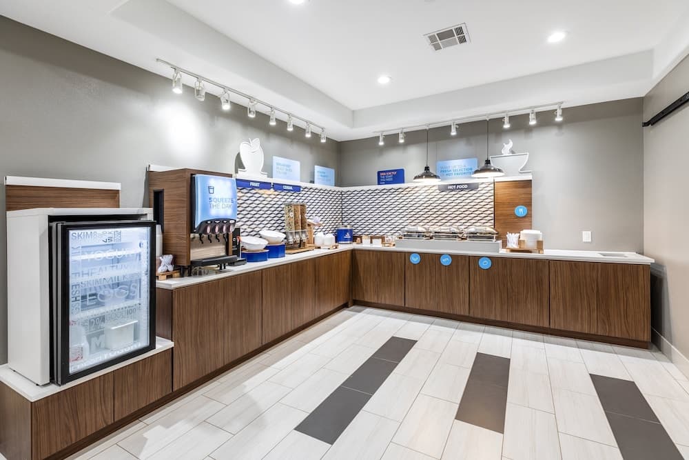 Holiday Inn Express Hotel & Suites VIDOR SOUTH by IHG gallery photo in Vidor, TX — image 50