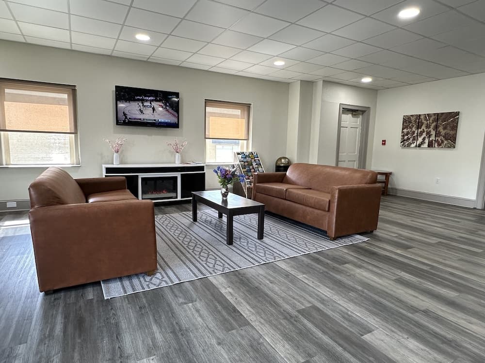 HomeTowne Studios by Red Roof Richmond, VA - W Broad St property views in Richmond, VA — gallery photo 3